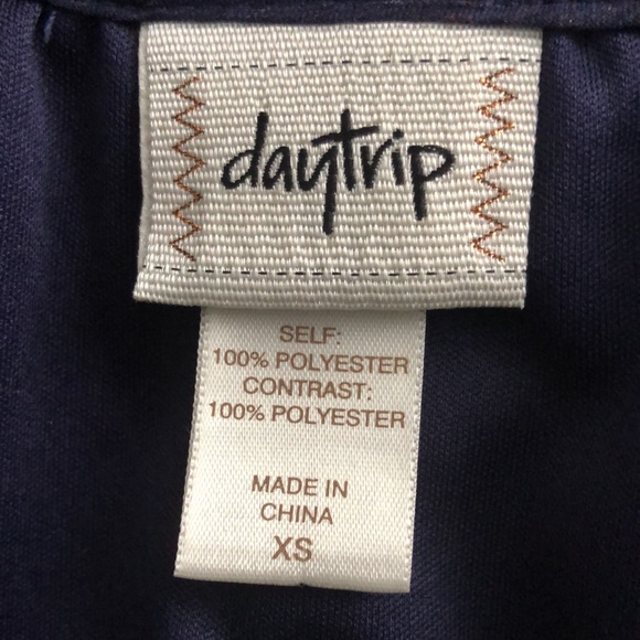 DayTrip Blue Cold Shoulder Chiffon Overlay Tank size XS - Picture 8 of 9